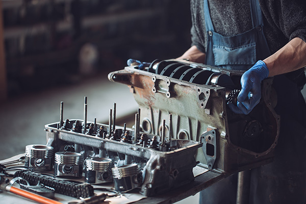 When Does an Engine Overhaul Make More Sense Than an Engine Replacement?